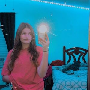 Meet your Posher, Tara